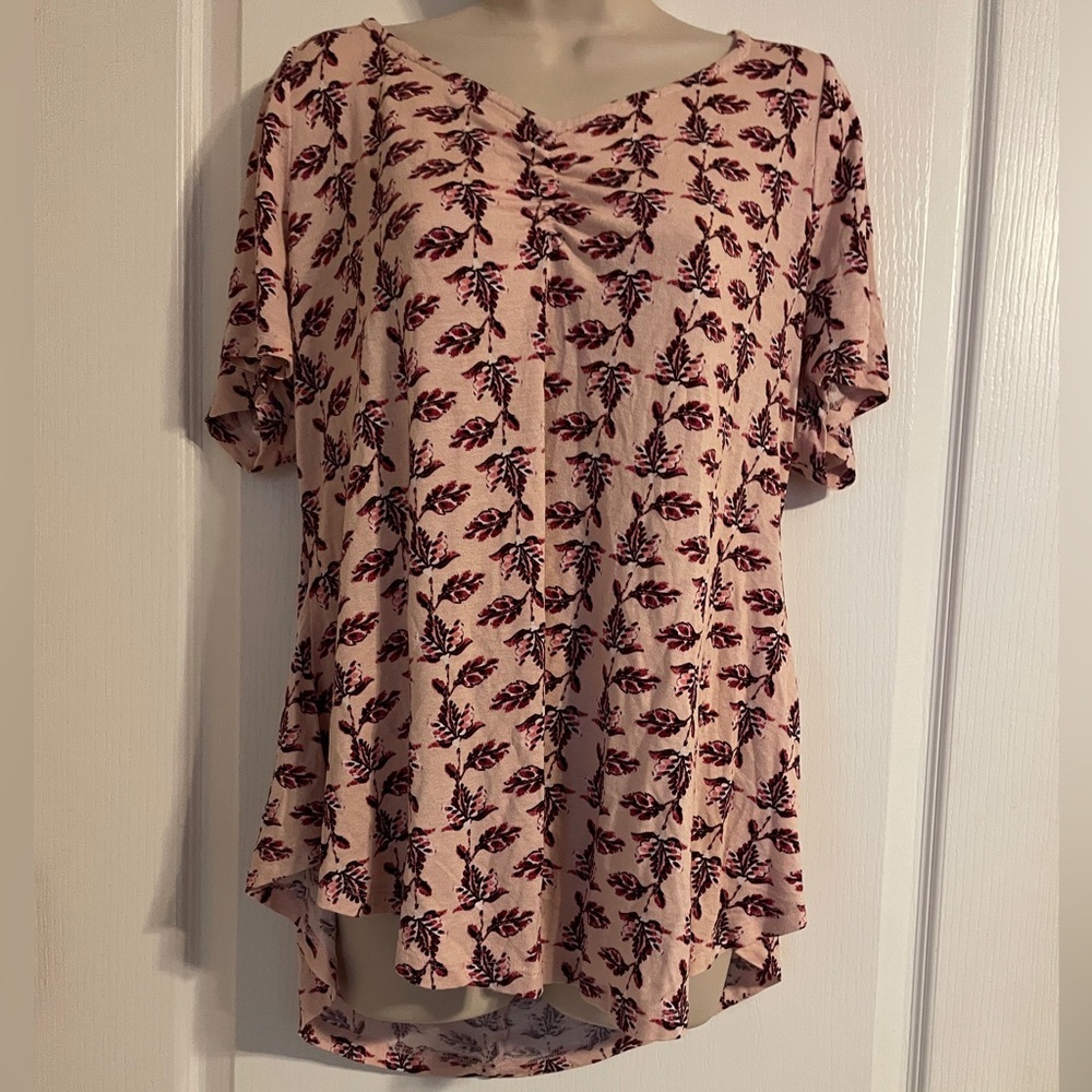 Lane Bryant Pink Floral Short Sleeve‎ Stretch Top Size 18/20  Casual Career Y2K